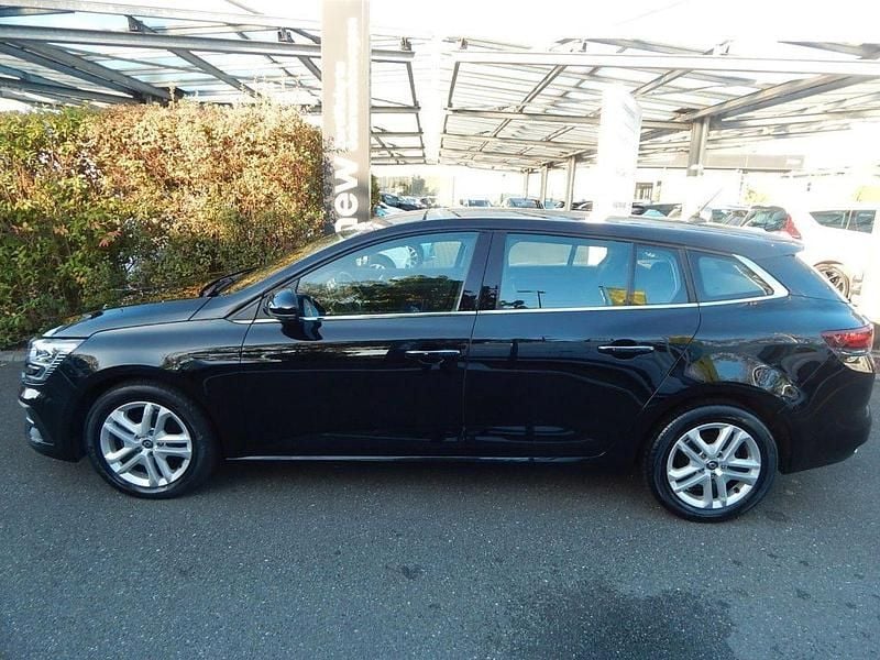 Gebraucht Renault Mégane IV Equilibre 116 PS (85 kW) 2023 Blackpearlschwarz