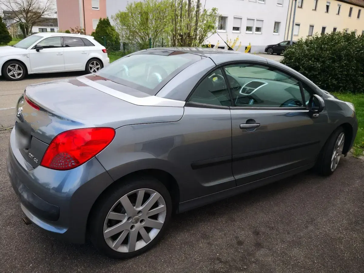 Gebraucht Peugeot 207 CC Platinum 150 PS (110 kW) 2008 Grau Cabrio