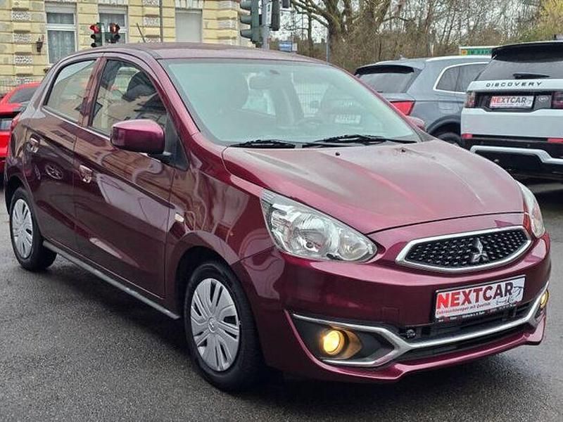 Gebraucht Mitsubishi Space Star Diamant Edition 71 PS (52 kW) 2016 Rot Kleinwagen
