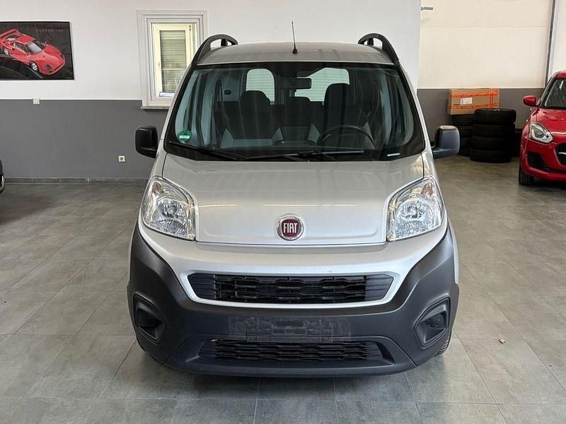 Gebraucht Fiat Fiorino 80 PS (58 kW) 2019 Grau Van / Kleinbus