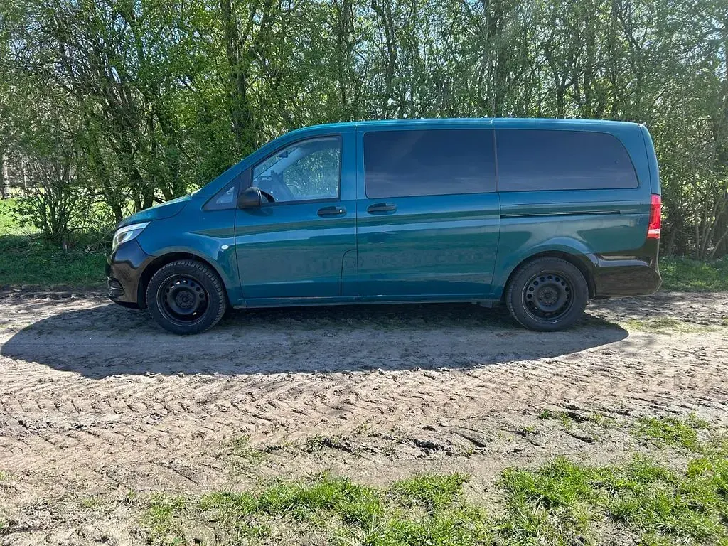 Gebraucht Mercedes Vito 190 PS (139 kW) 2017 Grün Van