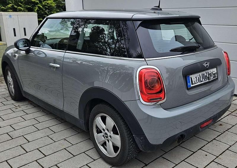 Gebraucht Mini ONE 75 PS (55 kW) 2019 Grau Kleinwagen