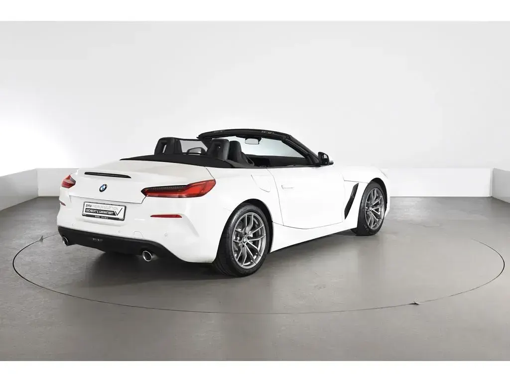 Gebraucht BMW Z4 Advantage 197 PS (144 kW) 2022 Weiss Cabrio