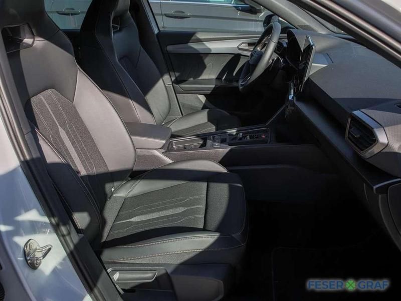 Gebraucht Cupra Leon VZ 300 PS (220 kW) 2024 Nevada weiß metallic Limousine