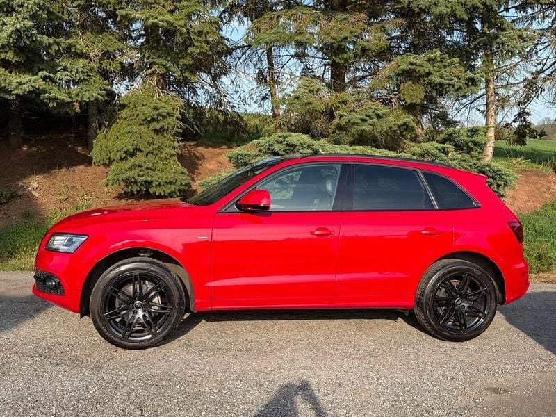 Używany Audi Q5 S-Line 150 KM (110 kW) 2016 Czerwony SUV