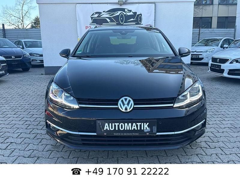 Deep black perleffekt Gebraucht 2018 VW Golf VII Join Kombi | 14.490 € (Fairer Preis) - Bild 1/4