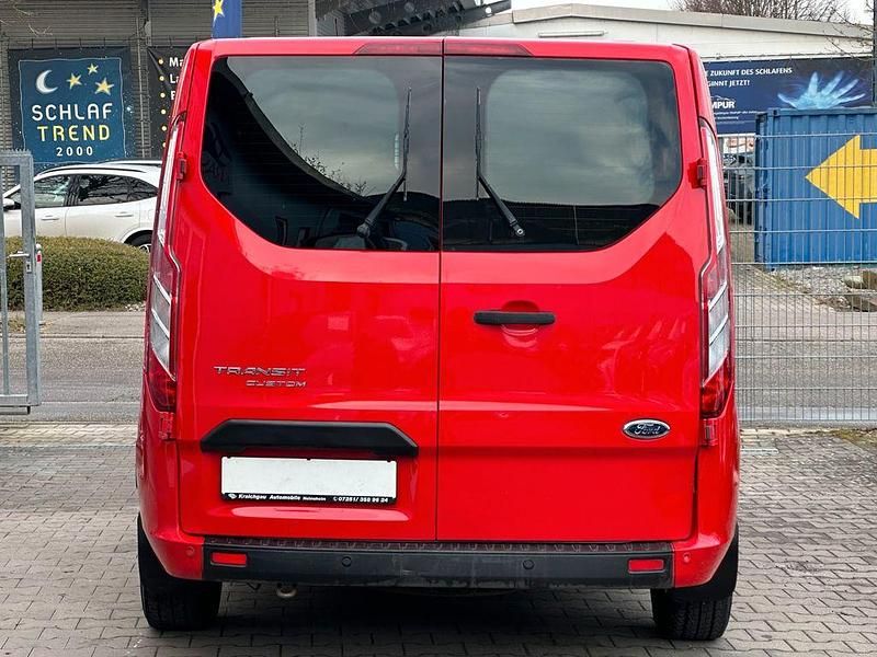 Gebraucht Ford Transit Custom 105 PS (77 kW) 2019 Rot Van / Kleinbus
