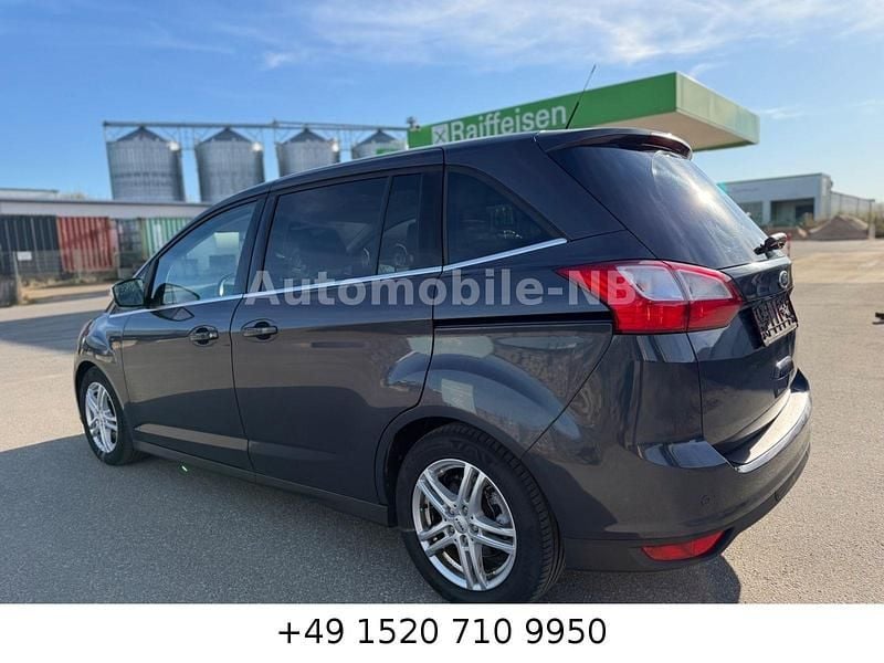 Occasion Ford Grand C-Max Titanium 140 ch (102 kW) 2013 Gris Monospace