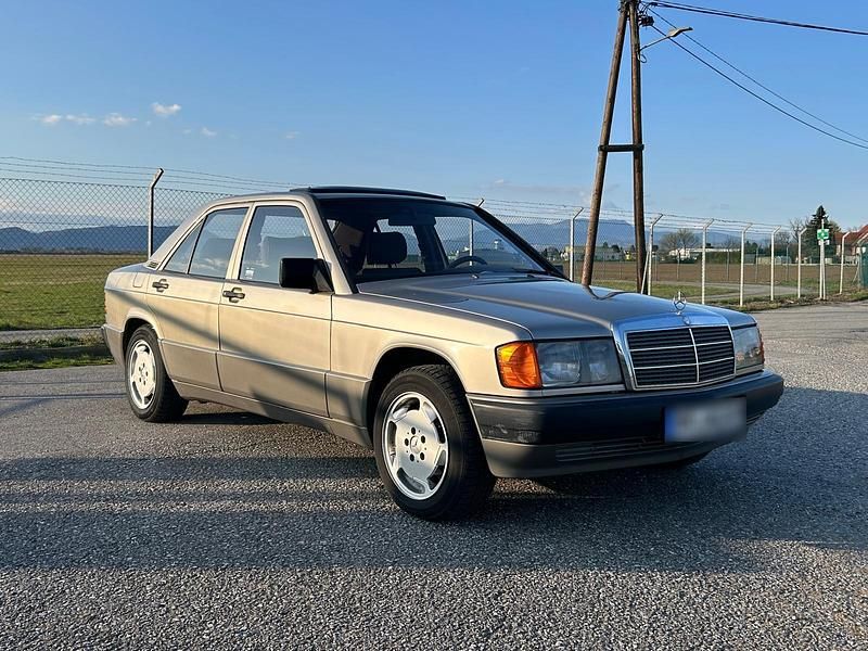 Gebraucht Mercedes 190 75 PS (55 kW) 1990 Limousine
