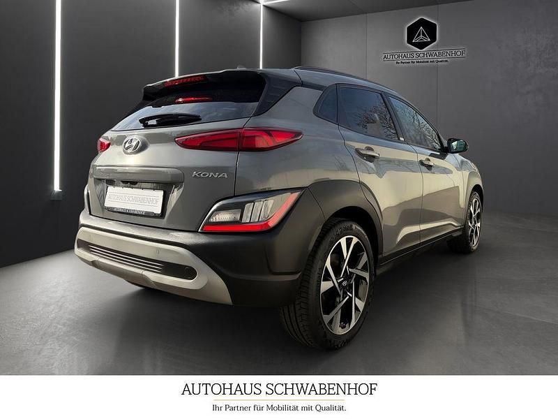 Gebraucht Hyundai Kona Pure 120 PS (88 kW) 2021 Galaxy grey / mic SUV