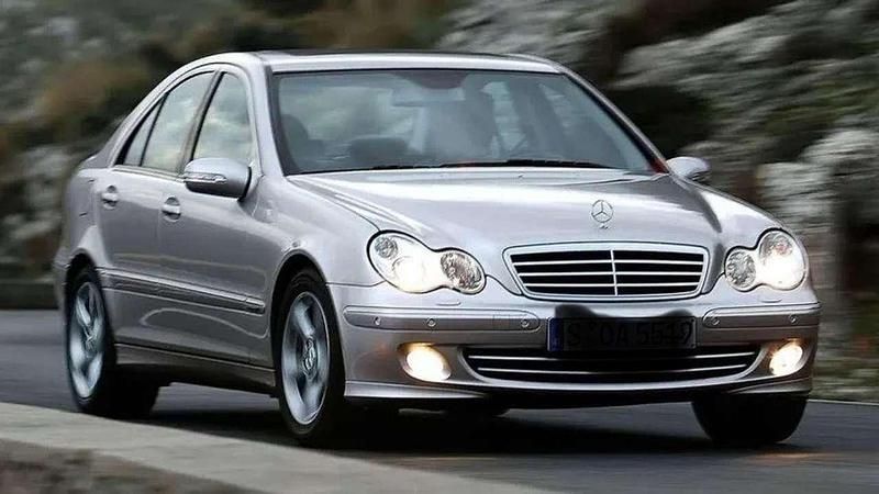 Gebraucht 2004 Mercedes C200 Elegance Limousine | 6.000 € (Teuer) - Bild 1/1