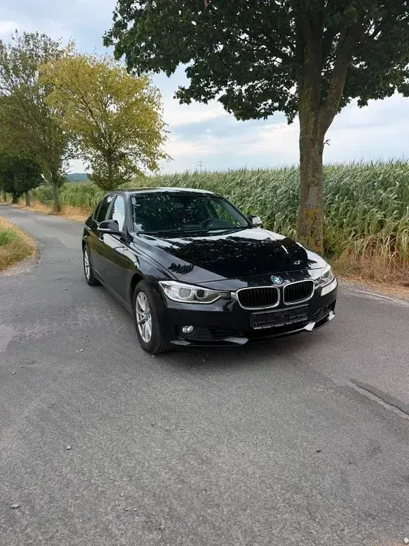 Gebraucht BMW 320 Performance 184 PS (135 kW) 2014 Schwarz Limousine