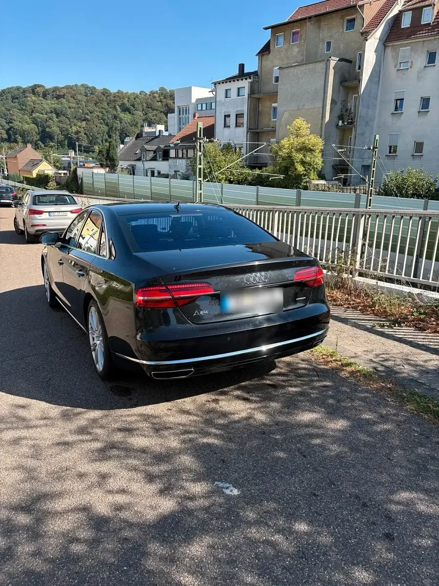 Gebraucht Audi A8L 265 PS (194 kW) 2014 Schwarz Limousine