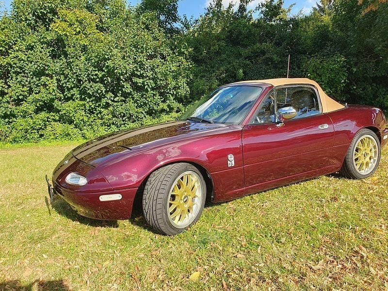 Gebraucht Mazda MX5 Cosmo 90 PS (66 kW) 1996 Violet Cabrio