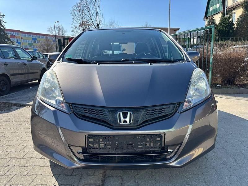 Gebraucht Honda Jazz Trend 99 PS (72 kW) 2011 Braun Kleinwagen