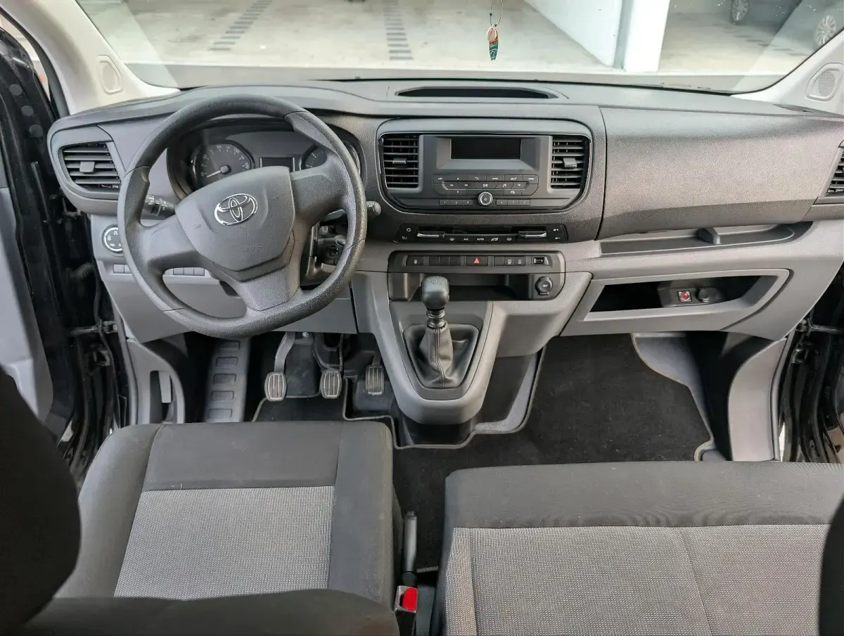 Gebraucht Toyota Proace Comfort 144 PS (105 kW) 2021 Schwarz Van / Kleinbus