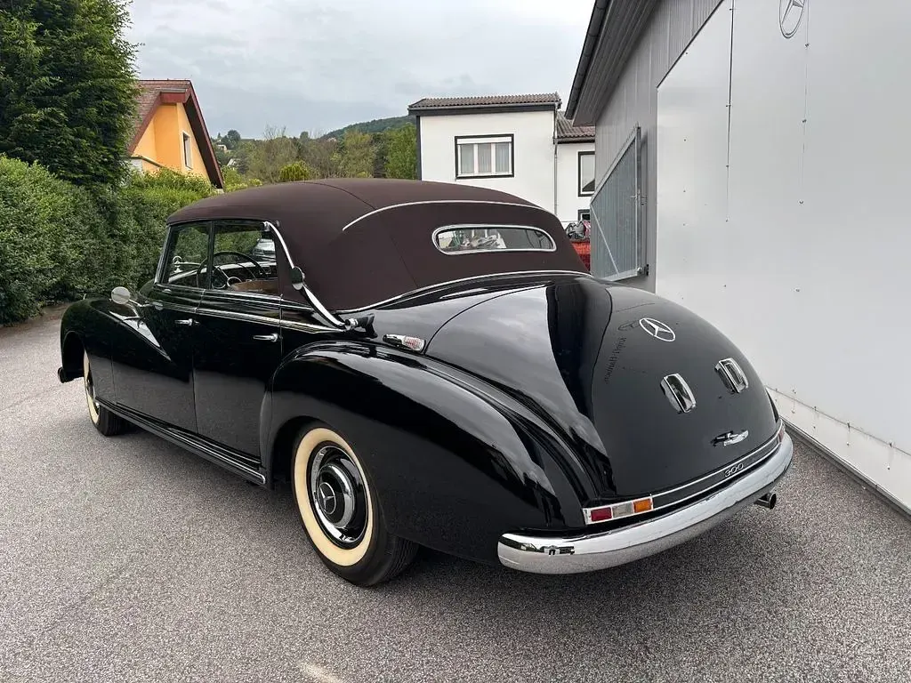 Gebraucht Mercedes 300 116 PS (85 kW) 1952 Schwarz Cabrio