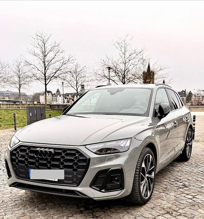 Grau Gebraucht 2021 Audi SQ5 Ambiente SUV | 45.500 € (Guter Preis) - Bild 1/4