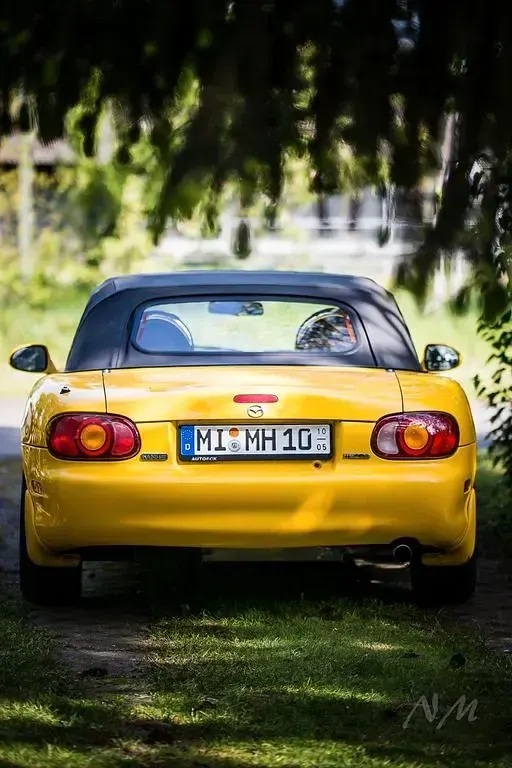 Gebraucht Mazda MX5 110 PS (80 kW) 2000 Gelb Cabrio