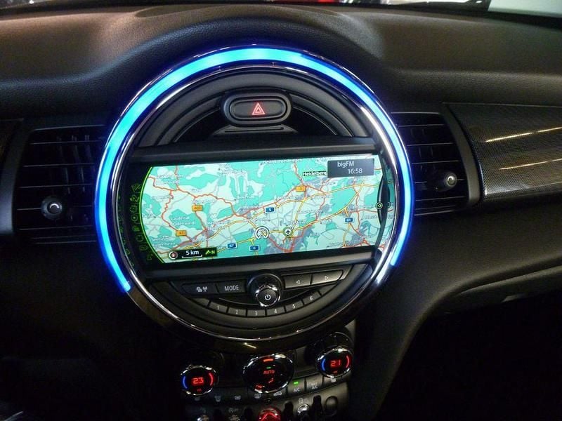 Gebraucht Mini Cooper 192 PS (141 kW) 2017 Silber Kleinwagen