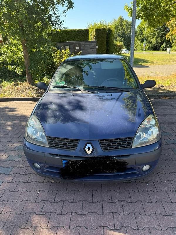 Blau Gebraucht 2003 Renault Clio II Kleinwagen | 500 € (Guter Preis) - Bild 1/4