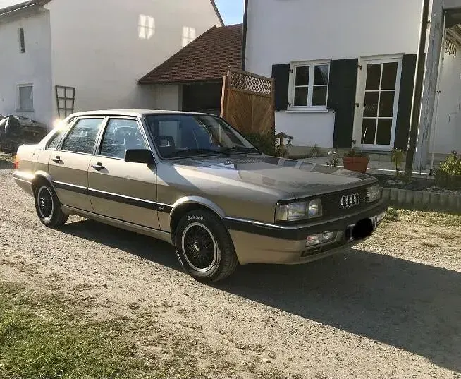 Gebraucht Audi 90 116 PS (85 kW) 1986 Gold Limousine