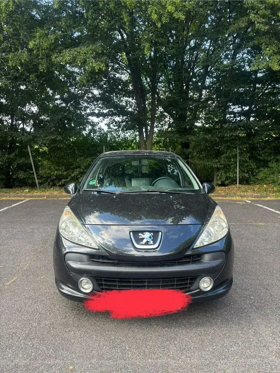 Gebraucht Peugeot 207 95 PS (69 kW) 2009 Schwarz Limousine