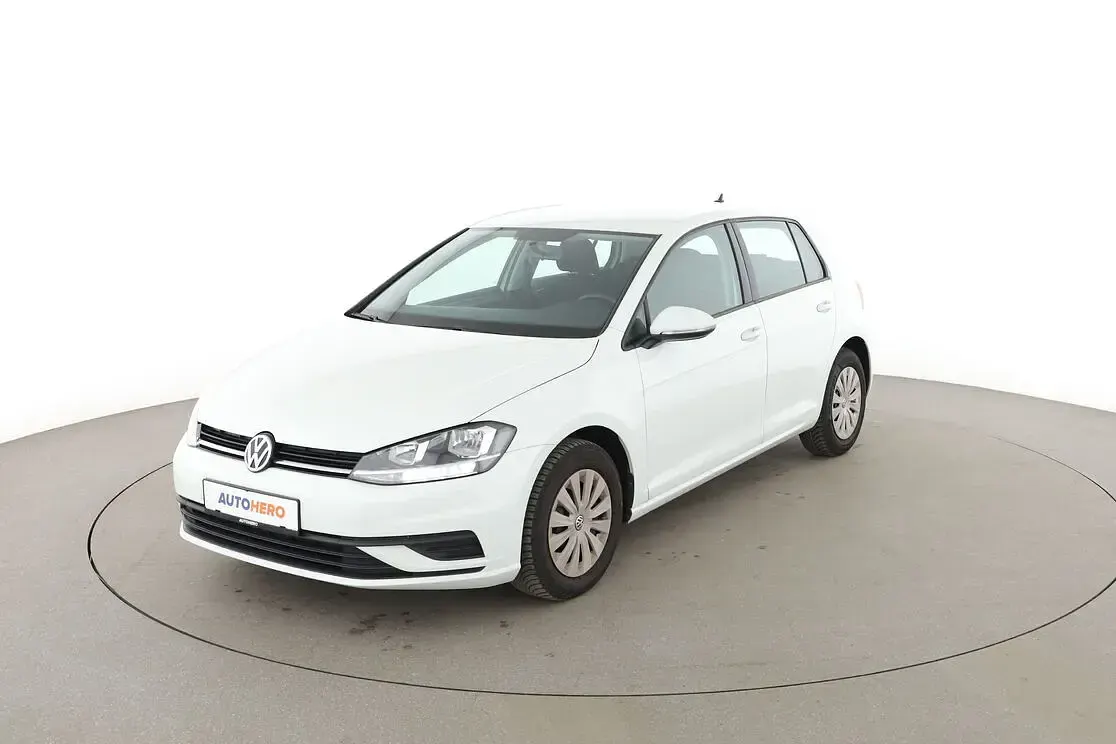 Gebraucht VW Golf VII Trendline 2019 Limousine