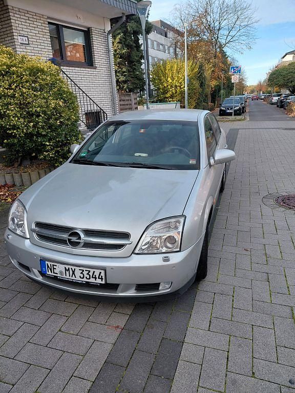 Silber Gebraucht 2003 Opel Vectra Comfort Limousine | 1.800 € (Fairer Preis) - Bild 1/4