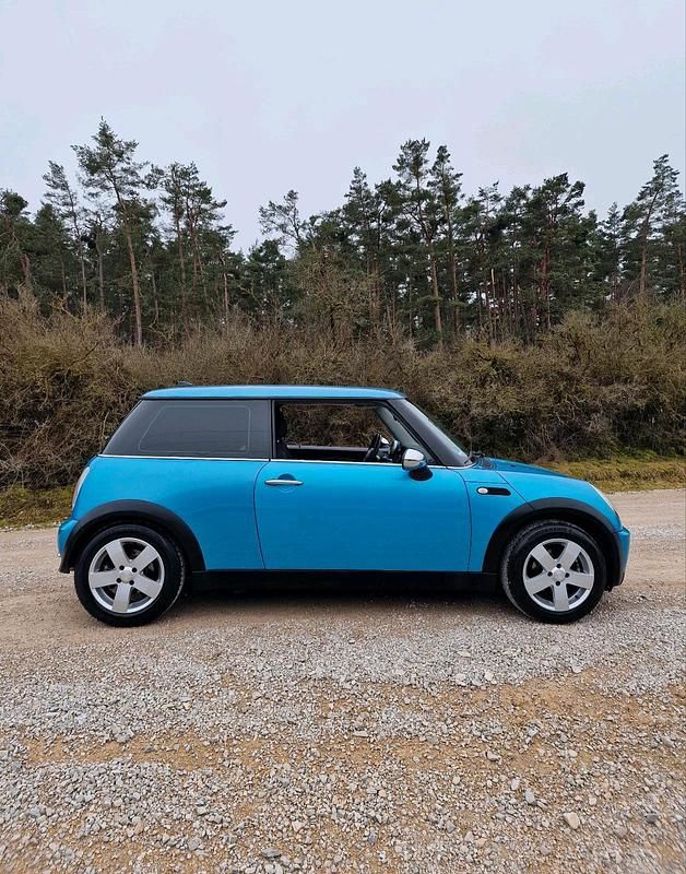 Gebraucht Mini Cooper 90 PS (66 kW) 2005 Blau Kleinwagen