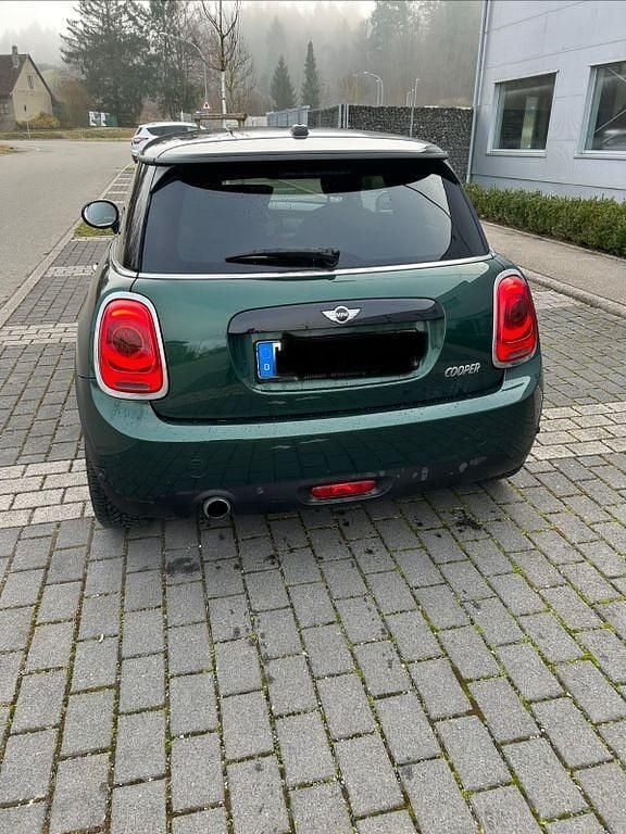 Gebraucht Mini Cooper 136 PS (100 kW) 2017 Grün Kleinwagen