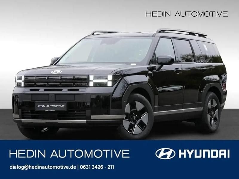 Abyss black Neu 2025 Hyundai Santa Fe Intro Edition SUV | 53.690 € - Bild 1/1