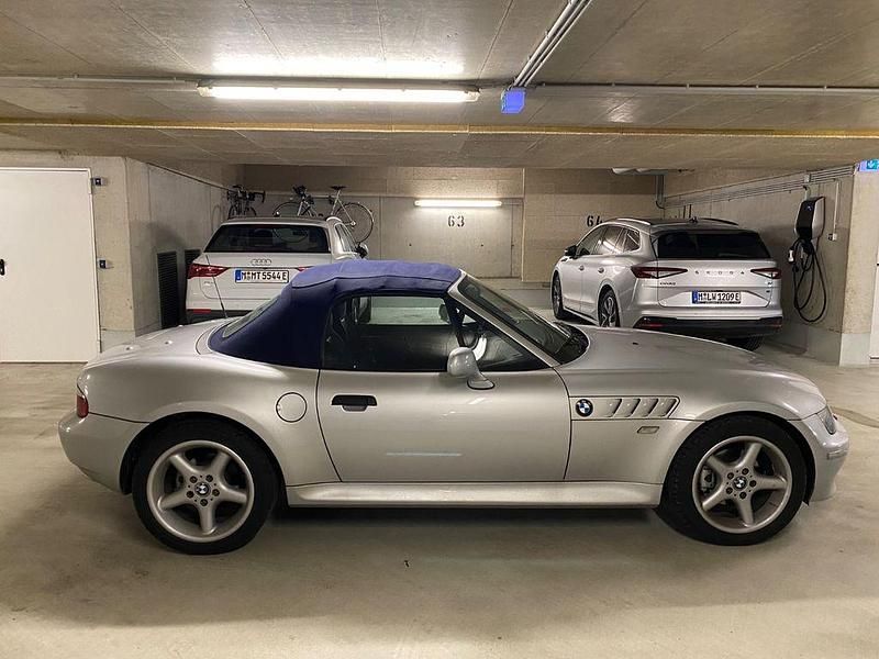 Silber Gebraucht 2001 BMW Z3 Performance Cabrio | 9.680 € (Etwas zu teuer) - Bild 1/4