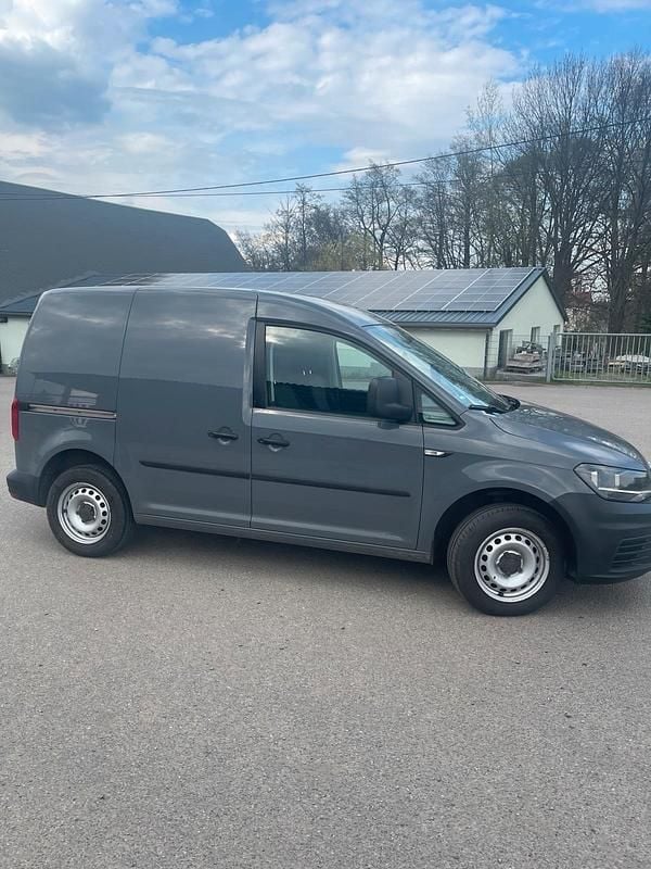 Second-hand VW Caddy 84 CP (61 kW) 2016 Gri Monovolum