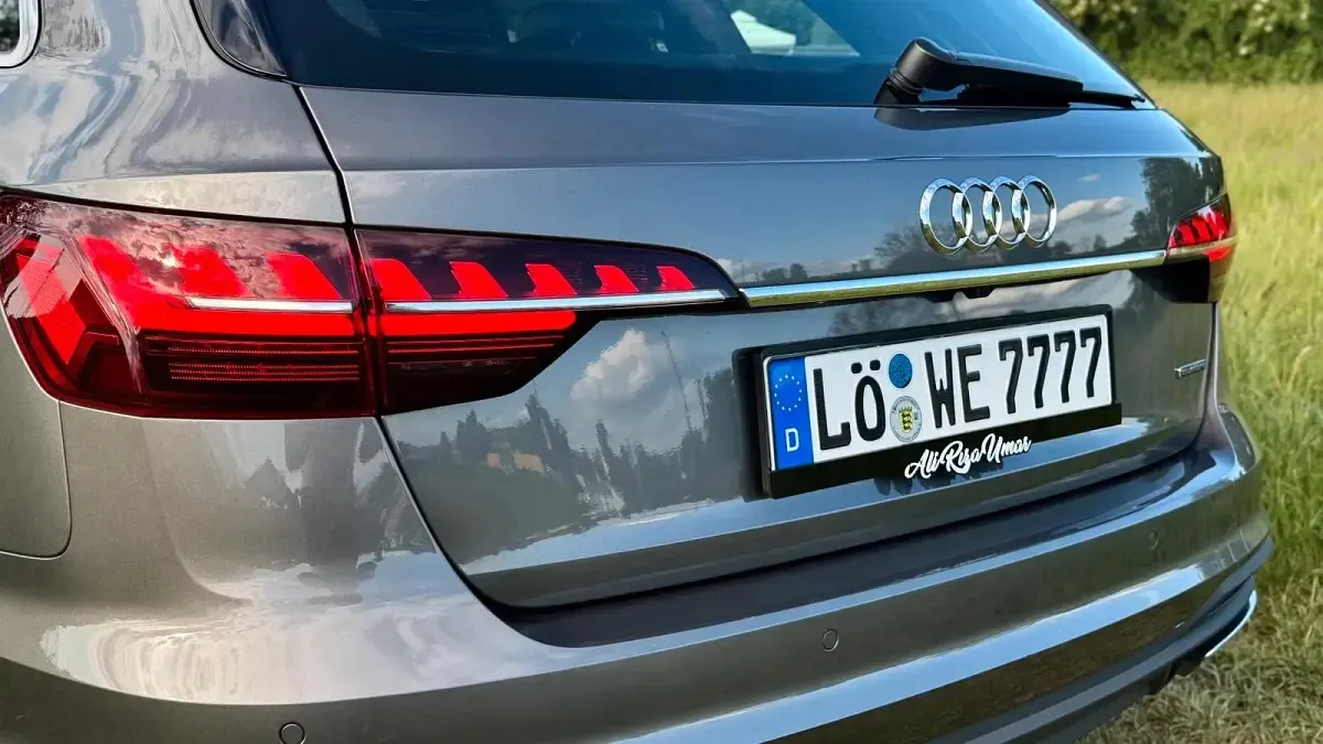 Gebraucht Audi A4 S-Line 2020 Grau Kombi