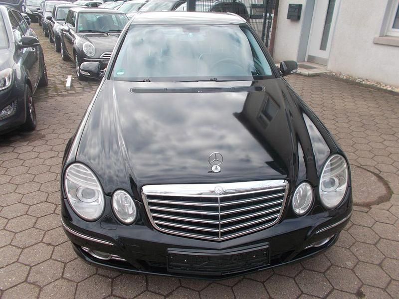 Gebraucht Mercedes E350 272 PS (200 kW) 2007 Obsidianschwarz  metalliclack Limousine
