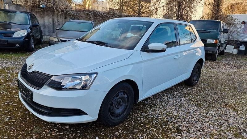 Gebraucht Skoda Fabia Cool Plus 60 PS (44 kW) 2018 Weiß Limousine