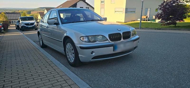Używany BMW 320 170 KM (125 kW) 2005 Srebrny Sedan/Limuzyna