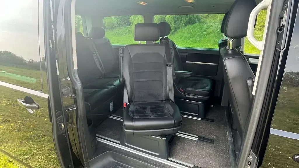 Gebraucht VW Multivan Comfortline 204 PS (150 kW) 2016 Schwarz Van / Kleinbus