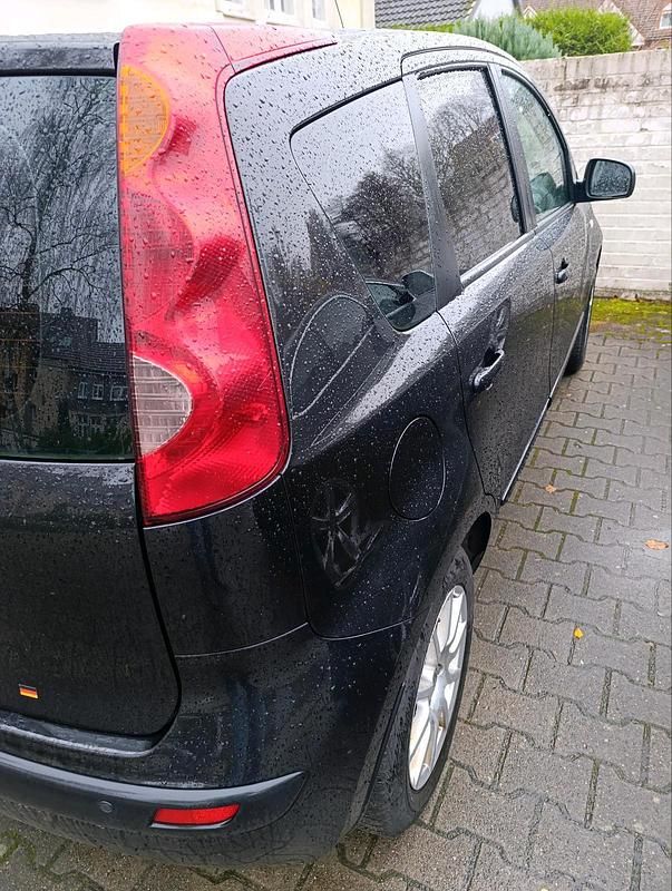 Schwarz Gebraucht 2006 Nissan Note Kleinwagen | 1.350 € (Etwas zu teuer) - Bild 1/4