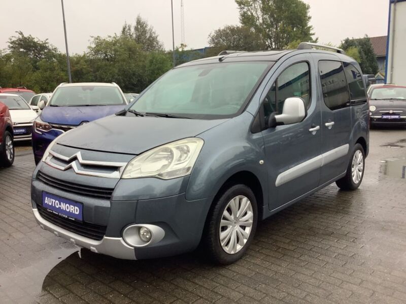 Grau Gebraucht 2012 Citroën Berlingo SELECTION Van / Kleinbus | 5.990 € (Etwas zu teuer) - Bild 1/4