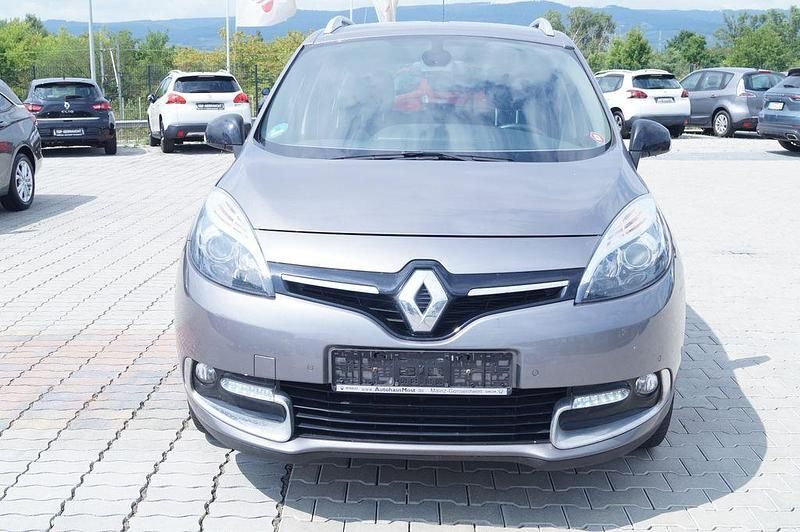 Grau Gebraucht 2014 Renault Grand Scénic III Bose Edition Van / Kleinbus | 5.490 € (Fairer Preis) - Bild 1/4