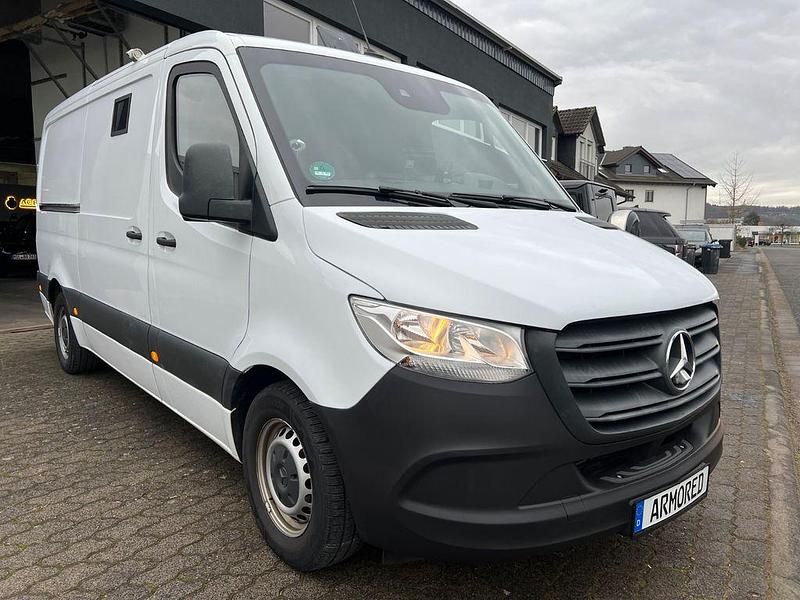 Gebraucht Mercedes Sprinter 163 PS (119 kW) 2020 Weiß Van