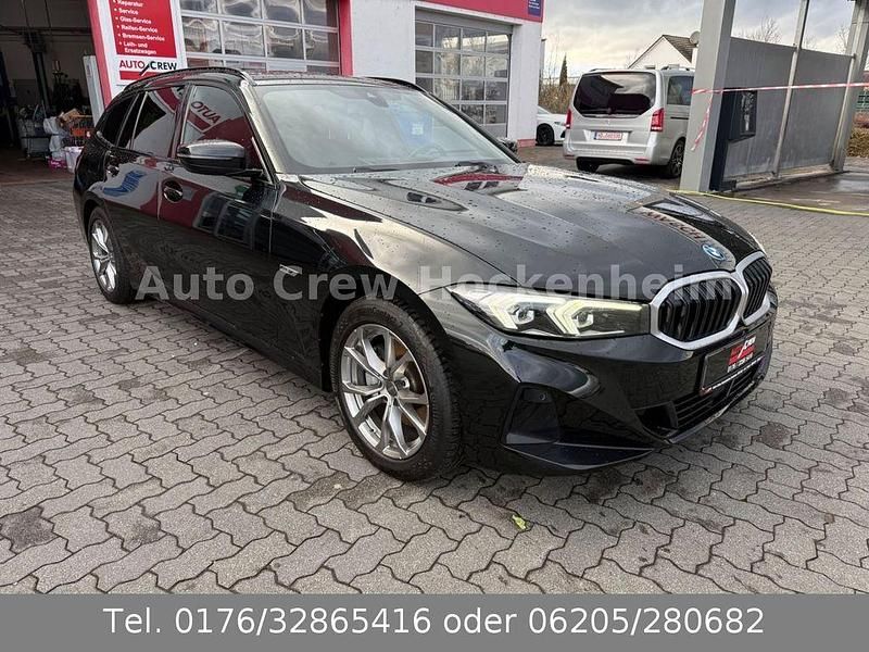 Gebraucht BMW 320e Sport Line 163 PS (119 kW) 2022 Schwarz Kombi