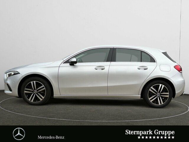 Gebraucht Mercedes A250 Progressive 160 PS (117 kW) 2022 Silber Kleinwagen