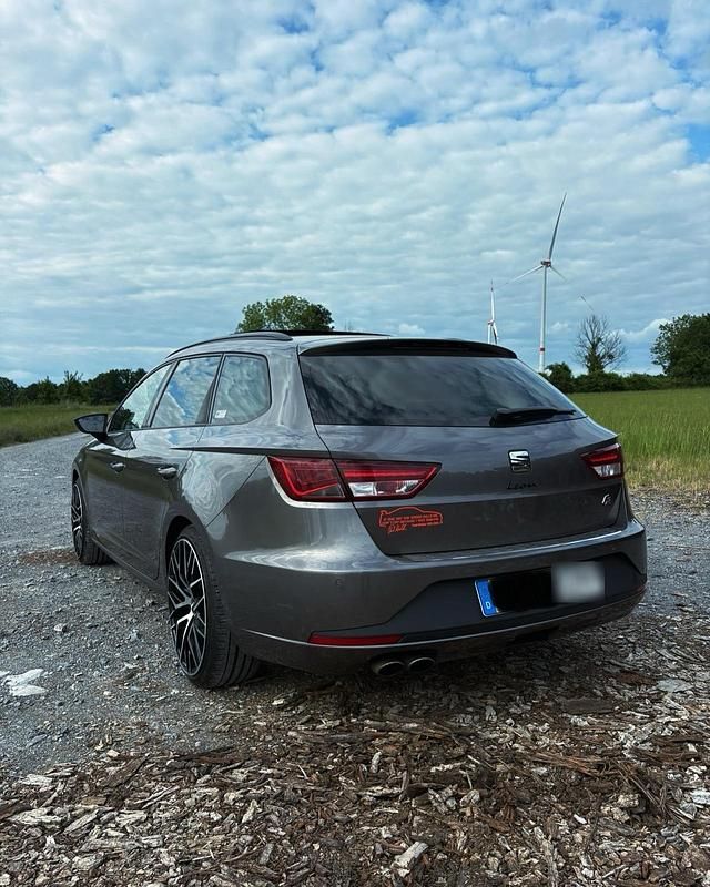 Gebraucht Seat Leon FR 184 PS (135 kW) 2014 Grau Kombi