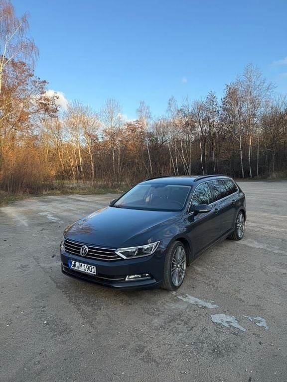 Gebraucht VW Passat Comfortline 150 PS (110 kW) 2018 Grau Kombi