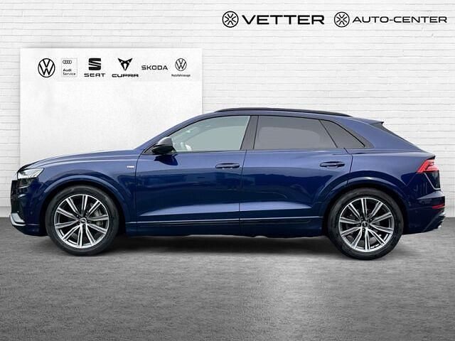 Gebraucht Audi Q8 S-Line 286 PS (210 kW) 2020 Blau SUV