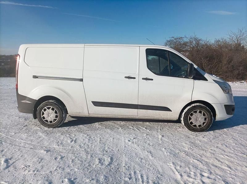 Weiß Gebraucht 2016 Ford Transit Custom | 12.800 € (Fairer Preis) - Bild 1/4