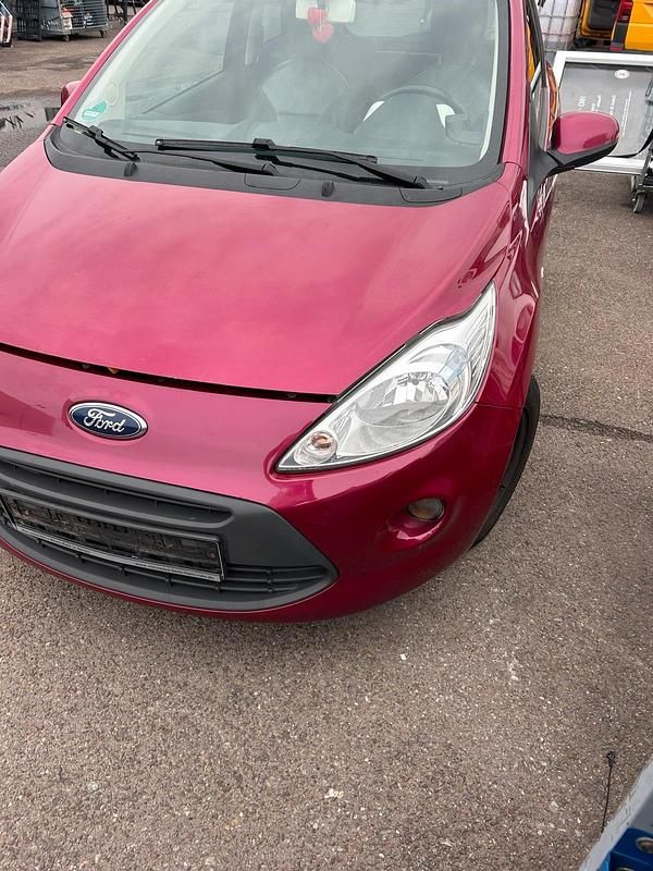 Violet Gebraucht 2015 Ford Ka Kleinwagen | 2.222 € (Superpreis) - Bild 1/4